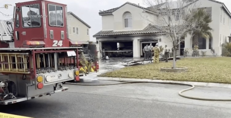 老师在被烧毁的汽车后备箱中被发现死亡身份已查明前任被控谋杀