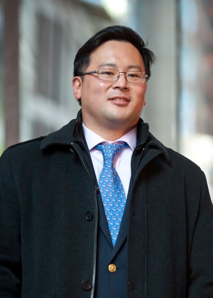 最大的进步捐助者卢钟焕JONGHWANNO有着悠久的工资盗窃诉讼历史
